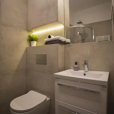 Central Location In Old Town, Airport Train 2 Min! Apartmán *