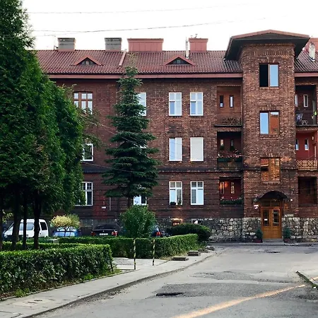 Central Location In Old Town, Airport Train 2 Min! Apartmán